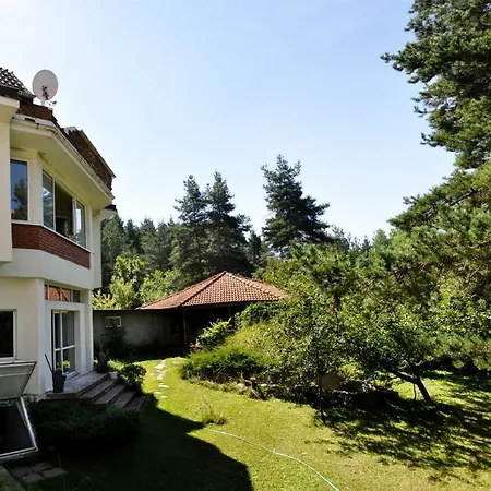 Guest house Strandzhata's House
